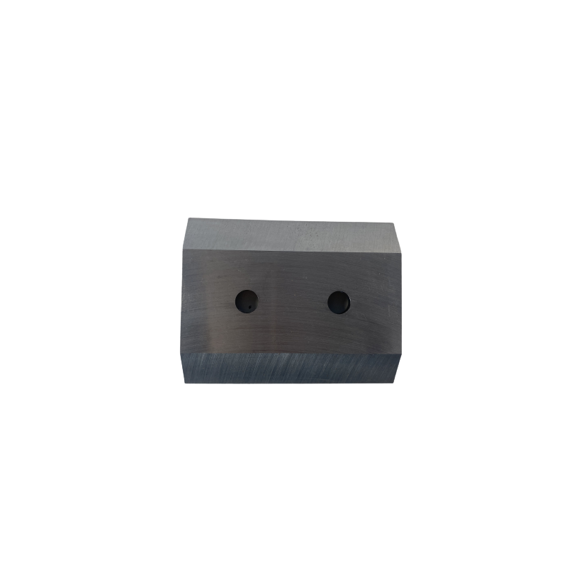 Adaptable blade for Bandit shredders